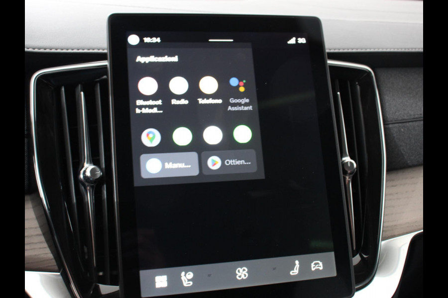 Volvo XC90 2.0 T8 Plug-in hybrid AWD Plus Dark 7 persoons Navigatie Apple Carplay/Android Auto 360 Camera Parkeersensoren Adaptive Cruise Control Full LED Stoel- en stuurverwarming Memory stoelen Climate Control Lichtmetalen velgen