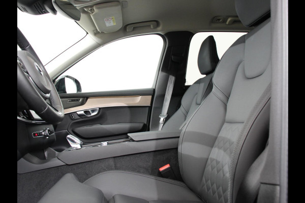 Volvo XC90 2.0 T8 Plug-in hybrid AWD Plus Dark 7 persoons Navigatie Apple Carplay/Android Auto 360 Camera Parkeersensoren Adaptive Cruise Control Full LED Stoel- en stuurverwarming Memory stoelen Climate Control Lichtmetalen velgen