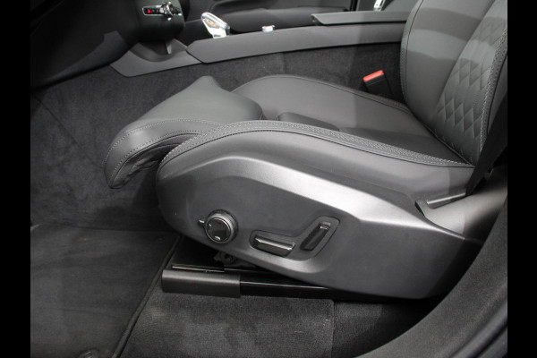 Volvo XC90 2.0 T8 Plug-in hybrid AWD Plus Dark 7 persoons Navigatie Apple Carplay/Android Auto 360 Camera Parkeersensoren Adaptive Cruise Control Full LED Stoel- en stuurverwarming Memory stoelen Climate Control Lichtmetalen velgen