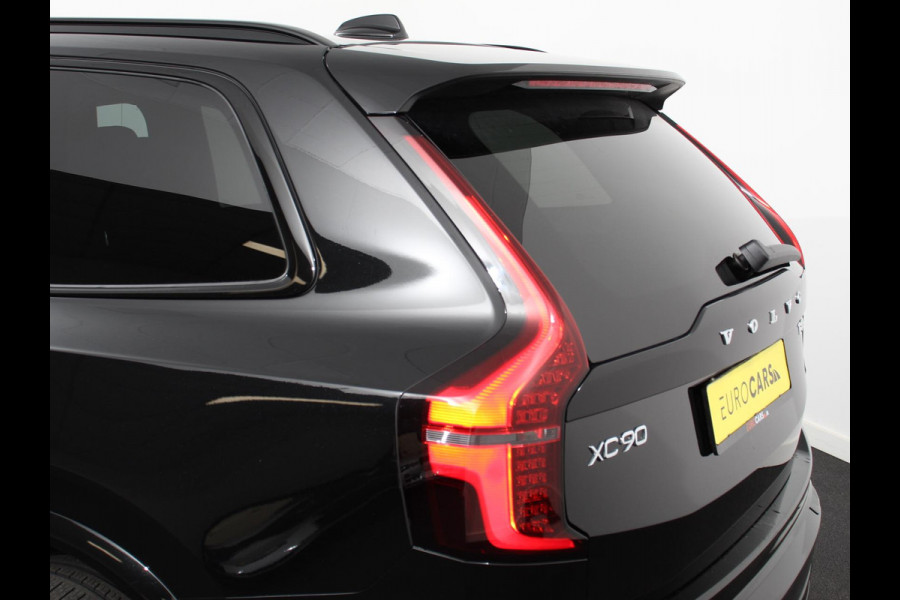 Volvo XC90 2.0 T8 Plug-in hybrid AWD Plus Dark 7 persoons Navigatie Apple Carplay/Android Auto 360 Camera Parkeersensoren Adaptive Cruise Control Full LED Stoel- en stuurverwarming Memory stoelen Climate Control Lichtmetalen velgen