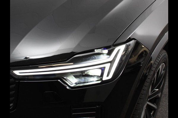 Volvo XC90 2.0 T8 Plug-in hybrid AWD Plus Dark 7 persoons Navigatie Apple Carplay/Android Auto 360 Camera Parkeersensoren Adaptive Cruise Control Full LED Stoel- en stuurverwarming Memory stoelen Climate Control Lichtmetalen velgen