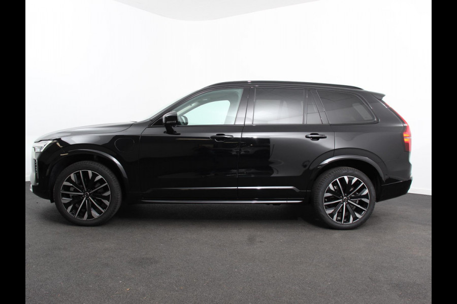 Volvo XC90 2.0 T8 Plug-in hybrid AWD Plus Dark 7 persoons Navigatie Apple Carplay/Android Auto 360 Camera Parkeersensoren Adaptive Cruise Control Full LED Stoel- en stuurverwarming Memory stoelen Climate Control Lichtmetalen velgen