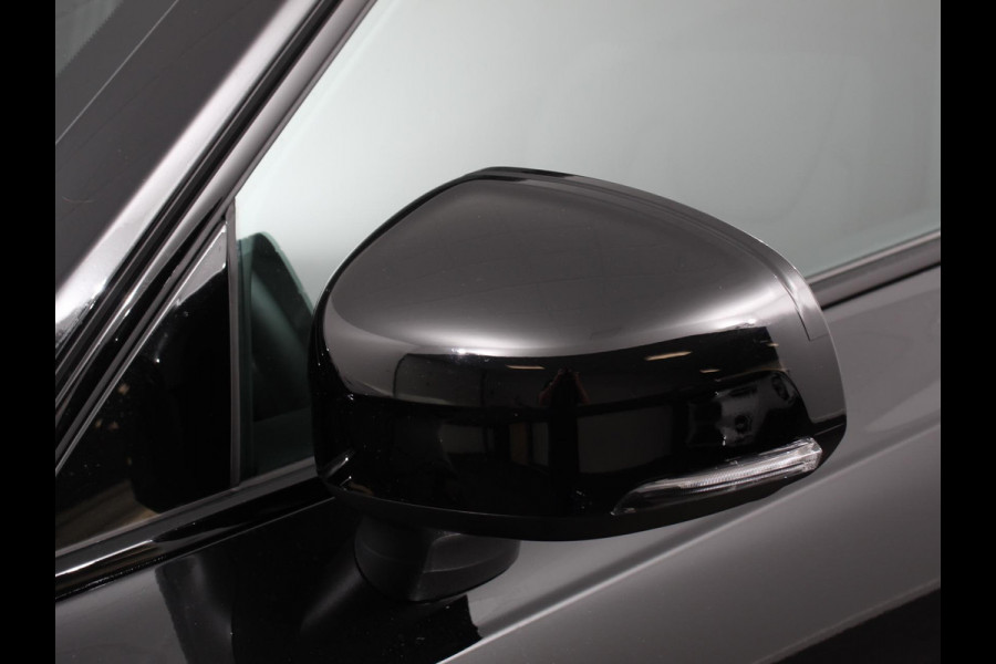 Volvo XC90 2.0 T8 Plug-in hybrid AWD Plus Dark 7 persoons Navigatie Apple Carplay/Android Auto 360 Camera Parkeersensoren Adaptive Cruise Control Full LED Stoel- en stuurverwarming Memory stoelen Climate Control Lichtmetalen velgen