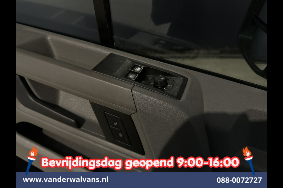 Volkswagen Crafter 2.0 TDI 140pk L3H3 L2H2 Euro6 Airco | Camera | Apple carplay | Android auto bijrijdersbank, 3000kg trekvermogen