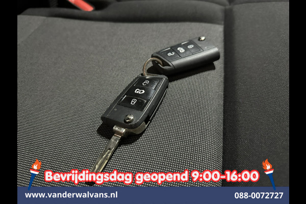 Volkswagen Crafter 2.0 TDI 140pk L3H3 L2H2 Euro6 Airco | Camera | Apple carplay | Android auto bijrijdersbank, 3000kg trekvermogen