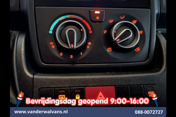 Peugeot Boxer 2.2 BlueHDi 120pk L1H1 Euro6 Airco | Camera | Navigatie | Trekhaak | Cruisecontrol Parkeersensoren, Bijrijdersbank