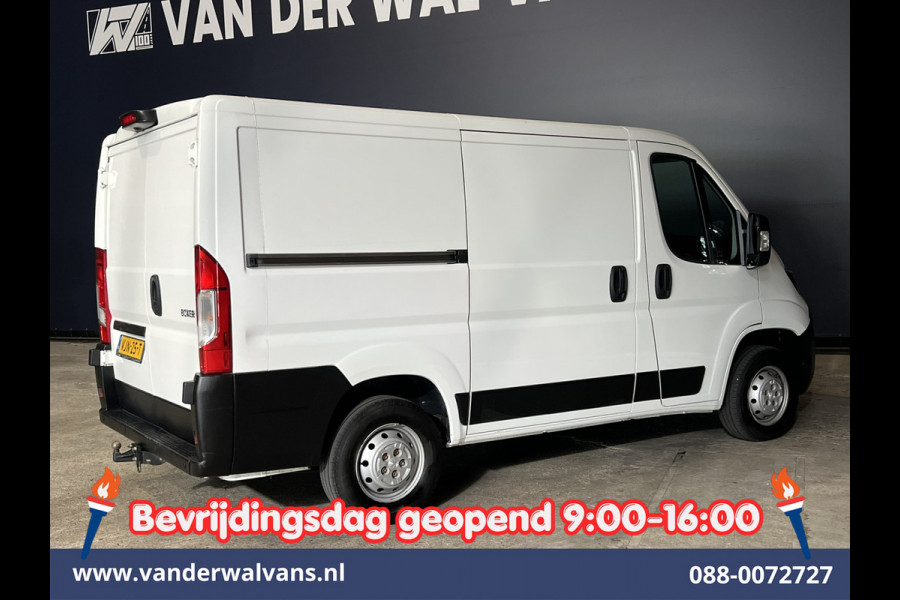 Peugeot Boxer 2.2 BlueHDi 120pk L1H1 Euro6 Airco | Camera | Navigatie | Trekhaak | Cruisecontrol Parkeersensoren, Bijrijdersbank