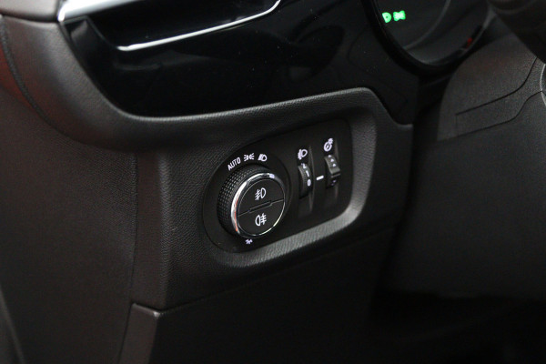 Opel Corsa 1.2 GS Line, Carplay, Stoelverwarming, LED, 17" LM
