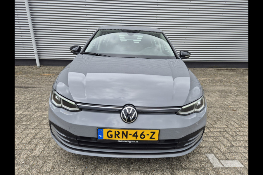 Volkswagen Golf 1.5 TSI Life,Navigatie,Android/Carplay,Lm 18 Inch,Parksensoren,stoelverwarming