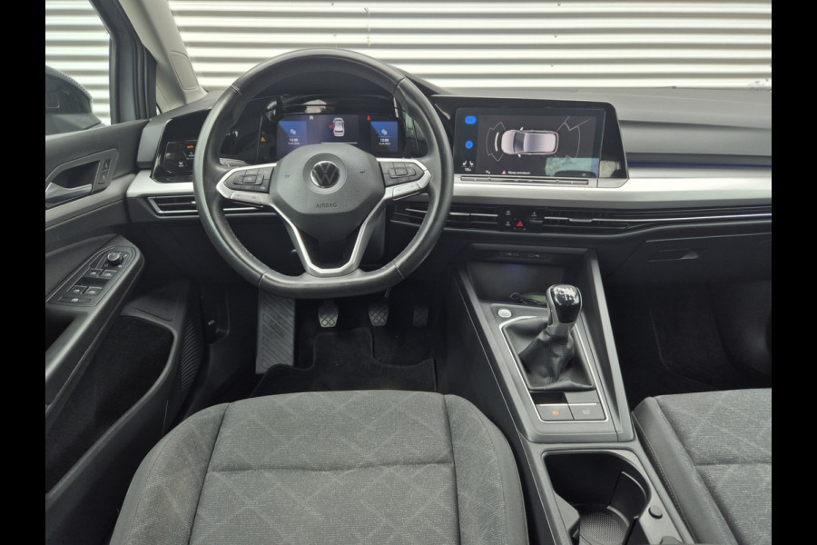 Volkswagen Golf 1.5 TSI Life,Navigatie,Android/Carplay,Lm 18 Inch,Parksensoren,stoelverwarming
