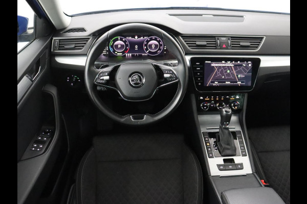 Škoda Superb 1.4 TSI iV Business Edition | SOH 90,7% | Stoelverwarming | Virtual Cockpit | Adaptive cruise | Camera | Carplay | Navigatie | Full LED | Parkeerhulp | PHEV | Plug In