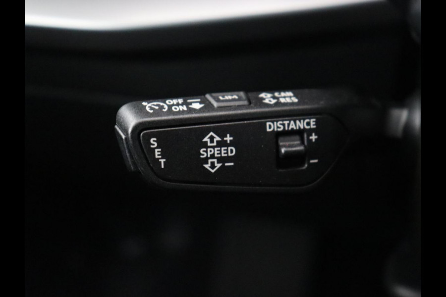 Audi A3 30 TFSI Advanced edition | Panoramadak | Stoelverwarming | Camera | Carplay | Sportstoelen | Navigatie | Full LED | Virtual Cockpit | Getint glas | Climate control | Parkeerhulp | Cruise control