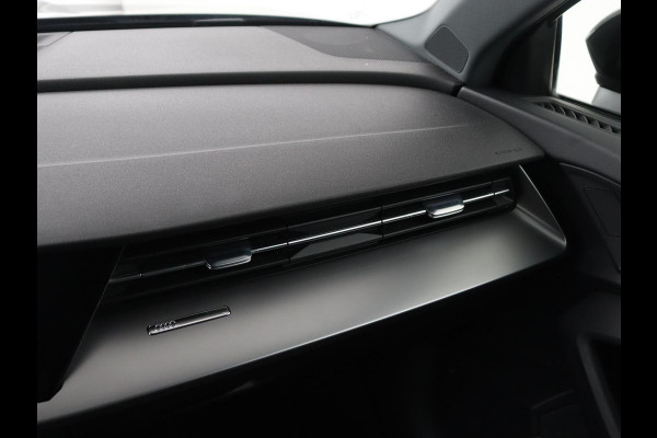 Audi A3 30 TFSI Advanced edition | Panoramadak | Stoelverwarming | Camera | Carplay | Sportstoelen | Navigatie | Full LED | Virtual Cockpit | Getint glas | Climate control | Parkeerhulp | Cruise control