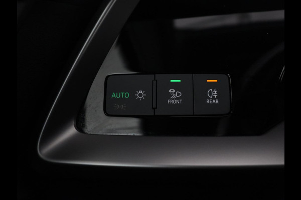 Audi A3 30 TFSI Advanced edition | Panoramadak | Stoelverwarming | Camera | Carplay | Sportstoelen | Navigatie | Full LED | Virtual Cockpit | Getint glas | Climate control | Parkeerhulp | Cruise control