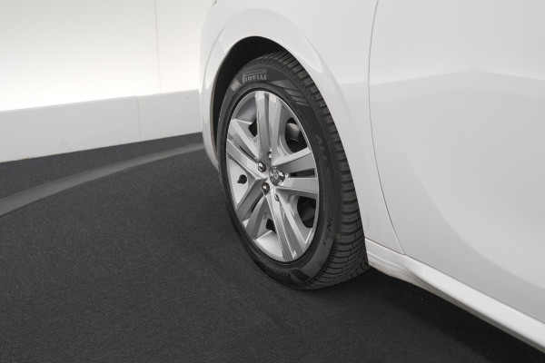 Peugeot 208 PureTech 82 Signature | Parkeersensoren | Apple Carplay | Navigatie