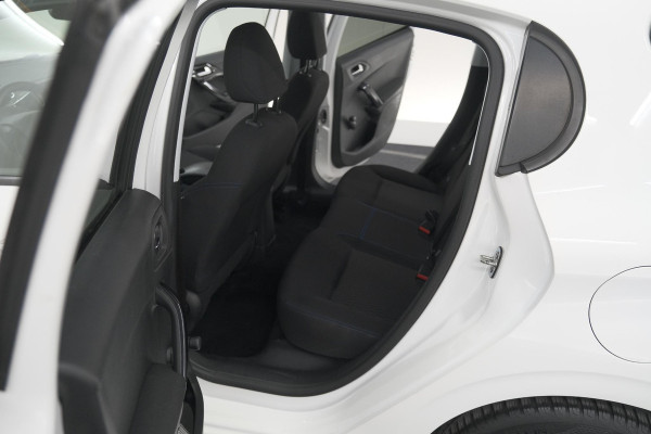 Peugeot 208 PureTech 82 Signature | Parkeersensoren | Apple Carplay | Navigatie
