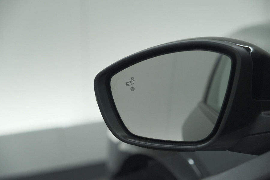 Peugeot e-208 EV 156 GT Avantage 51 kWh | 11 KW Laadfunctie | 360 Camera | Dodehoekdetectie