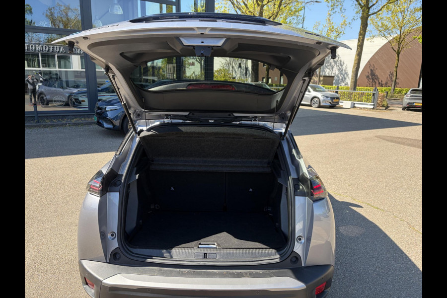 Peugeot e-2008 GT WARMTEPOMP| SOH 96% | ACHTERUITRIJCAMERA| RIJSTROOK-ASSISTENT| APPLE CARPLAY/ ANDROID AUTO| FABRIEKSGARANTIE PEUGEOT TOT 01-2027| 19.440KM!|