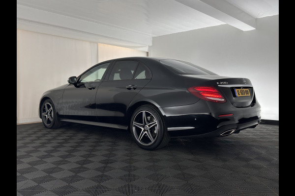 Mercedes-Benz E-Klasse 350 e Business Solution AMG Aut. *LEATHER-FABRIC | FULL-LED | AMBIENT-LIGHT | CAMERA | NAVI-FULLMAP | HEATED-SPORTSEATS | PRIVACY-GLASS | SHIFT-PADDLES | ECC | PDC | CRUISE | 18''ALU*