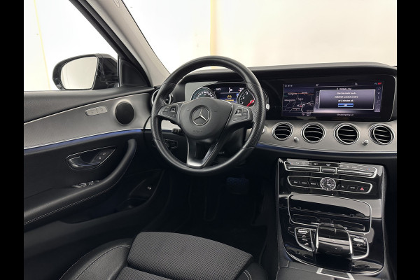 Mercedes-Benz E-Klasse 350 e Business Solution AMG Aut. *LEATHER-FABRIC | FULL-LED | AMBIENT-LIGHT | CAMERA | NAVI-FULLMAP | HEATED-SPORTSEATS | PRIVACY-GLASS | SHIFT-PADDLES | ECC | PDC | CRUISE | 18''ALU*