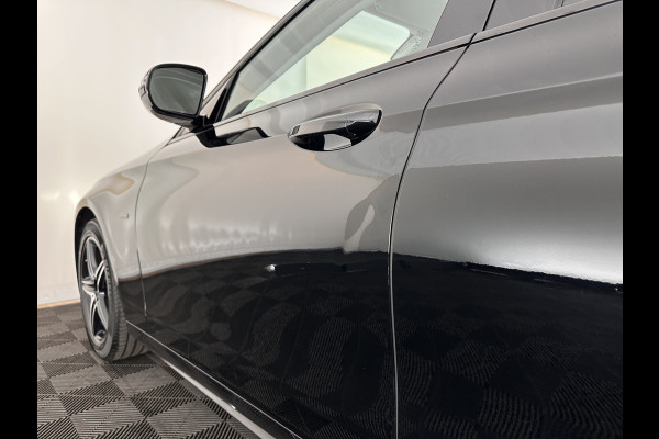 Mercedes-Benz E-Klasse 350 e Business Solution AMG Aut. *LEATHER-FABRIC | FULL-LED | AMBIENT-LIGHT | CAMERA | NAVI-FULLMAP | HEATED-SPORTSEATS | PRIVACY-GLASS | SHIFT-PADDLES | ECC | PDC | CRUISE | 18''ALU*