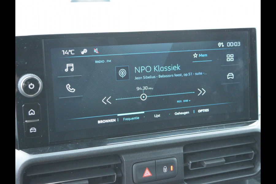 Peugeot e-Partner L2 50 kWh 0% rente | tot 8 jaar garantie | camera | Apple Carplay | laadruimtebetimmering | Comfort stoel | Eco LED koplampen | rijklaarprijs