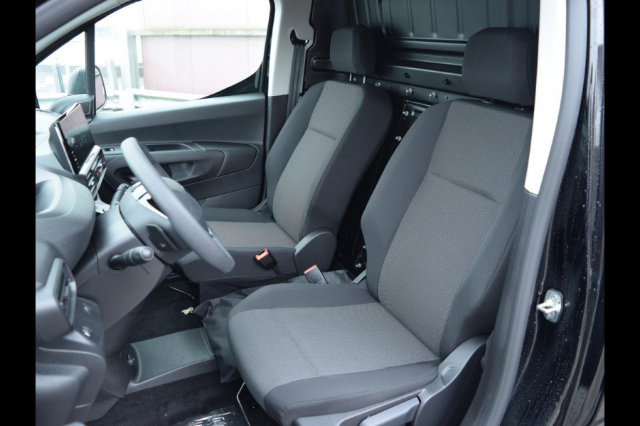 Peugeot e-Partner L2 50 kWh 0% rente | tot 8 jaar garantie | camera | Apple Carplay | laadruimtebetimmering | Comfort stoel | Eco LED koplampen | rijklaarprijs