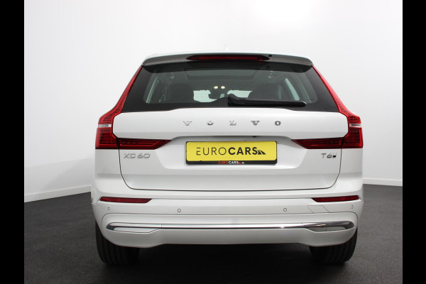 Volvo XC60 2.0 T6 Plug-in hybrid AWD Plus Bright Full LED Adaptive Cruise Control + Pilot Assist Parkeersensoren V&A+ camera Panaroma dak