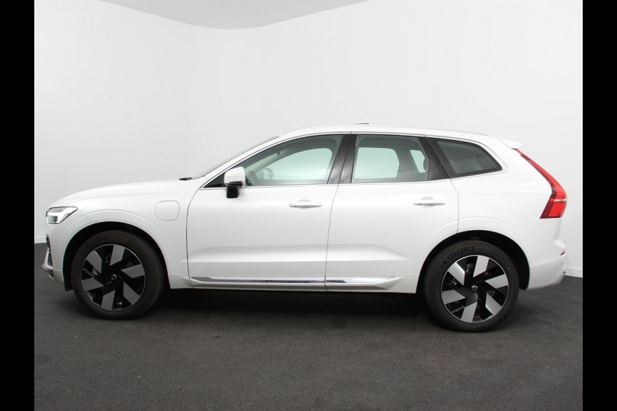 Volvo XC60 2.0 T6 Plug-in hybrid AWD Plus Bright Full LED Adaptive Cruise Control + Pilot Assist Parkeersensoren V&A+ camera Panaroma dak
