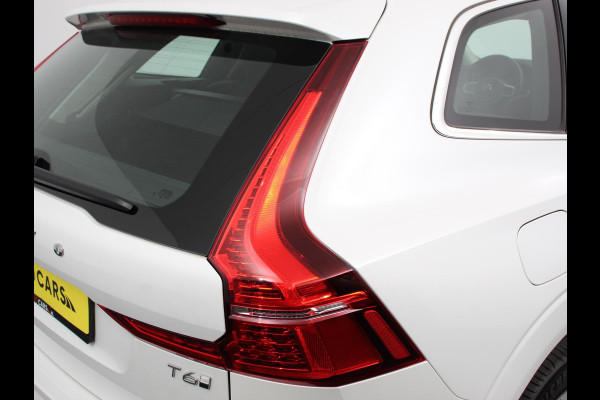 Volvo XC60 2.0 T6 Plug-in hybrid AWD Plus Bright Full LED Adaptive Cruise Control + Pilot Assist Parkeersensoren V&A+ camera Panaroma dak