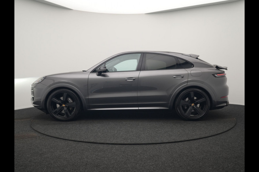 Porsche Cayenne Coupé 3.0 E-Hybrid PHEV | MY 2024 Facelift | | Trekhaak Af Fabriek | Panodak | Luchtvering | Sportuitlaat | PDLS+ | Sport Chrono | InnoDrive Adaptive Cruise | SportDesign | Head up | Soft Close | 22"L.M | 360 Camera | Plug In Hybrid