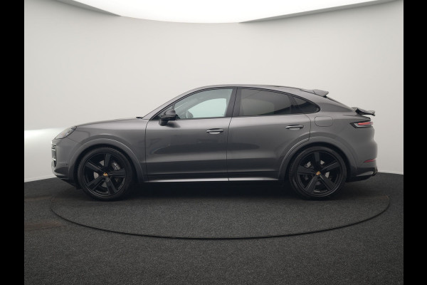 Porsche Cayenne Coupé 3.0 E-Hybrid PHEV | MY 2024 Facelift | | Trekhaak Af Fabriek | Panodak | Luchtvering | Sportuitlaat | PDLS+ | Sport Chrono | InnoDrive Adaptive Cruise | SportDesign | Head up | Soft Close | 22"L.M | 360 Camera | Plug In Hybrid