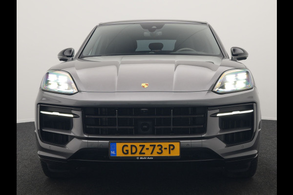 Porsche Cayenne Coupé 3.0 E-Hybrid PHEV | MY 2024 Facelift | | Trekhaak Af Fabriek | Panodak | Luchtvering | Sportuitlaat | PDLS+ | Sport Chrono | InnoDrive Adaptive Cruise | SportDesign | Head up | Soft Close | 22"L.M | 360 Camera | Plug In Hybrid