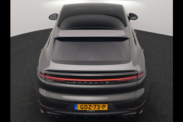 Porsche Cayenne Coupé 3.0 E-Hybrid PHEV | MY 2024 Facelift | | Trekhaak Af Fabriek | Panodak | Luchtvering | Sportuitlaat | PDLS+ | Sport Chrono | InnoDrive Adaptive Cruise | SportDesign | Head up | Soft Close | 22"L.M | 360 Camera | Plug In Hybrid