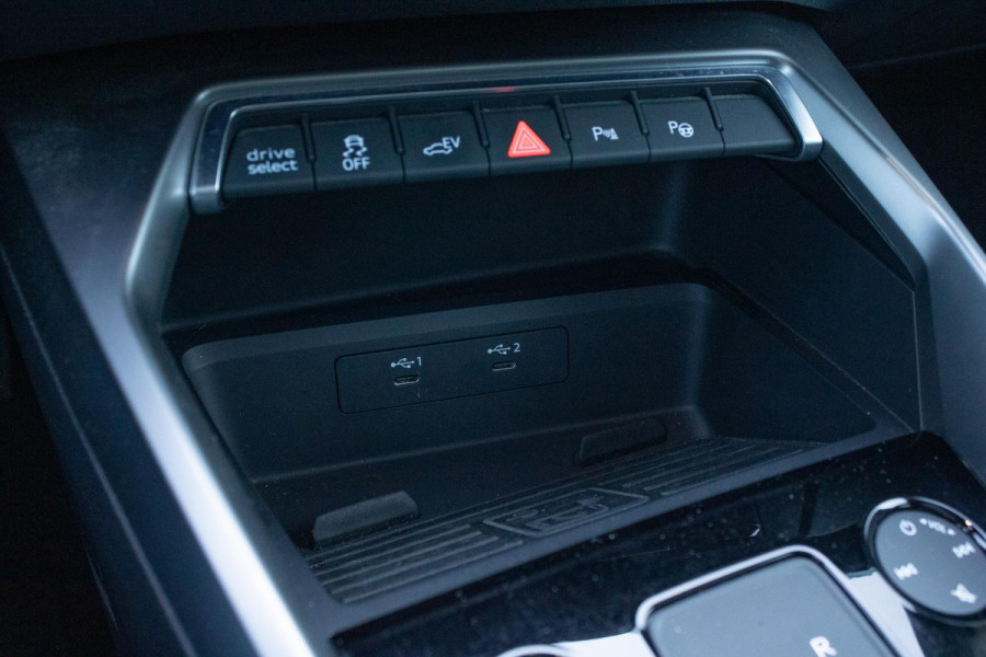 Audi A3 Sportback 40 TFSIe Edition PANO MEMORY CAMERA