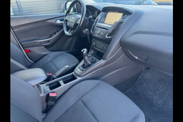 Ford FOCUS Wagon 1.0 Lease Edition Airco,Cruisecontrol,Navigatie,Camera