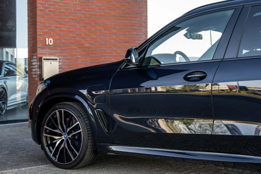 BMW X5 xDrive45e M-Sport 4-Wielsturing Laser HuD Pano 360