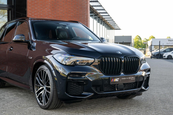 BMW X5 xDrive45e M-Sport 4-Wielsturing Laser HuD Pano 360