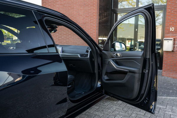 BMW X5 xDrive45e M-Sport 4-Wielsturing Laser HuD Pano 360