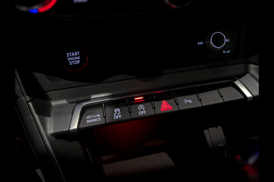 Audi Q3 Sportback TFSI RSQ3 |SONOS|Panorama|Alcantara|Nardo|2022