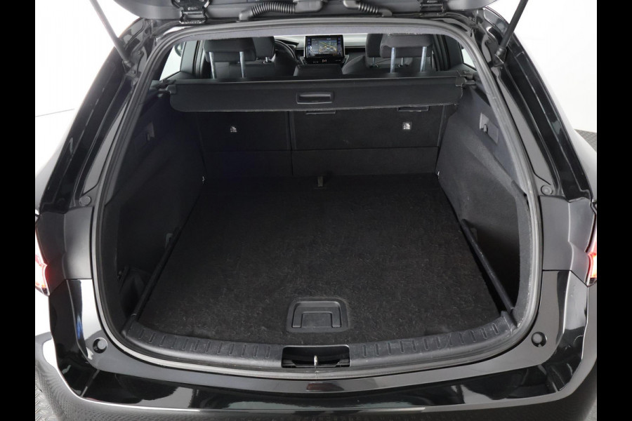 Toyota Corolla Touring Sports 1.8 HYBRID BLACKLINE GARANTIE 11-2031! NAVIGATIE . ACHTERUITRIJ CAMERA . ADAPTIEVE CRUISE CONTROL .
