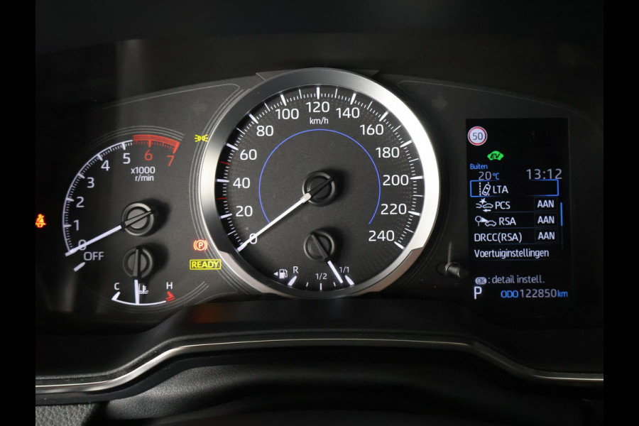Toyota Corolla Touring Sports 1.8 HYBRID BLACKLINE GARANTIE 11-2031! NAVIGATIE . ACHTERUITRIJ CAMERA . ADAPTIEVE CRUISE CONTROL .