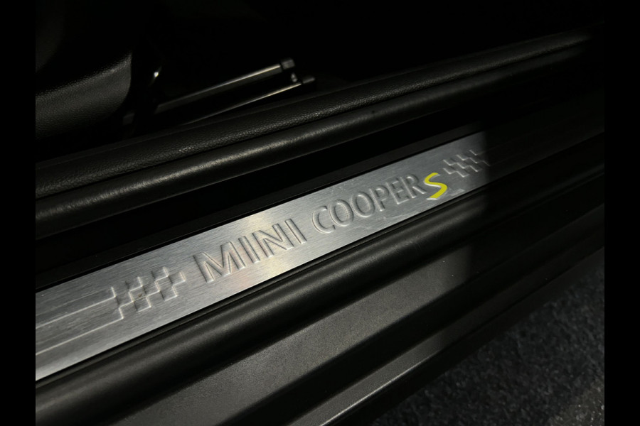 MINI Mini Electric Essential 33 kWh Navigatie | LED | Autom. airco