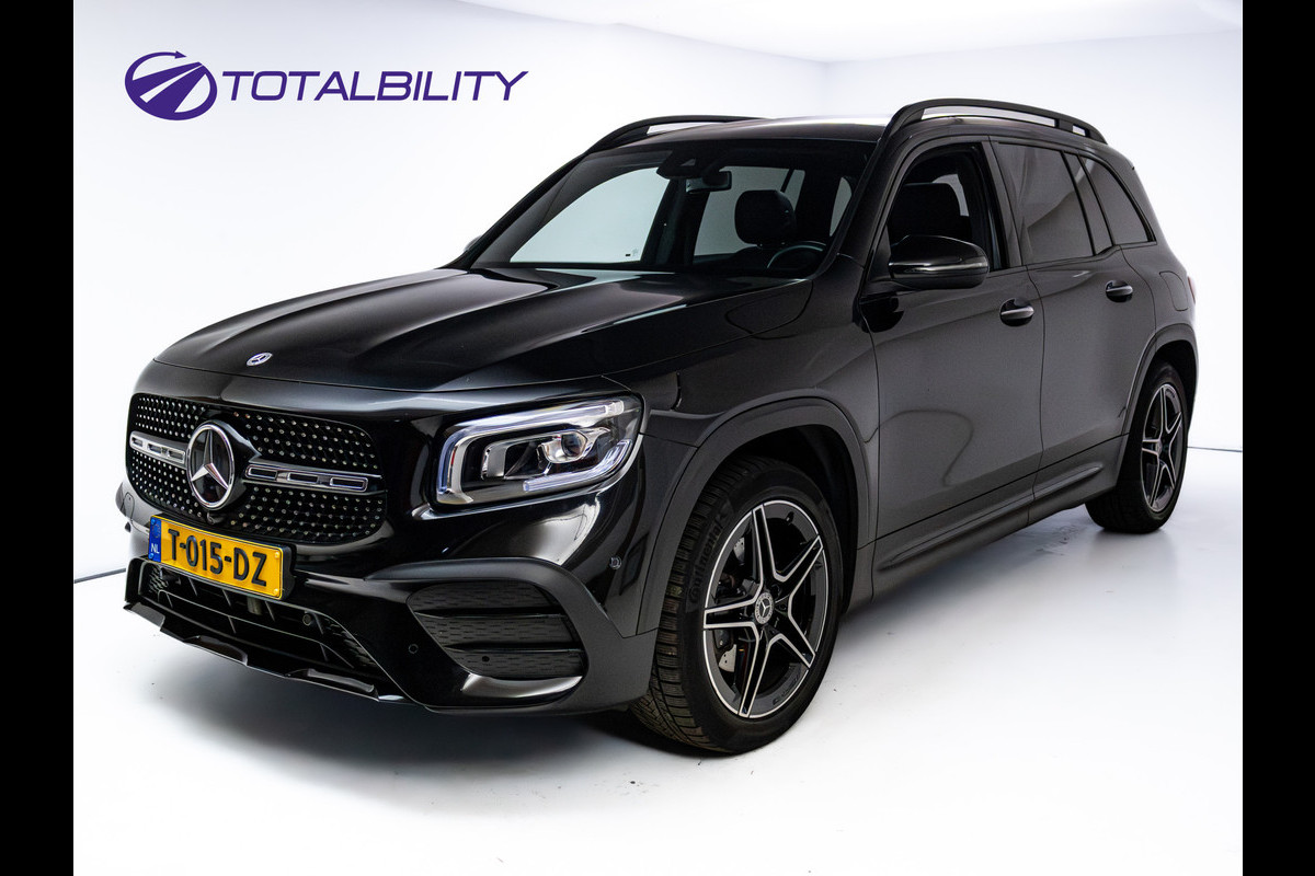 Mercedes-Benz Glb 200 AMG Line Night Pakket Panoramadak | Elec. trekhaak | Matrix Led | Elec. achterklep | Stoelverwarming | Camera | Navigatie, Cruise, Apple Carplay/app. connect