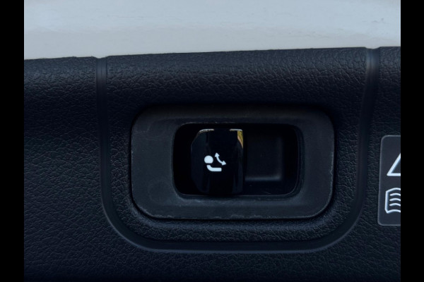 Mercedes-Benz C-Klasse 180 AMG FULL PANO HUD 360 BURMEISTER MM SEATS LED