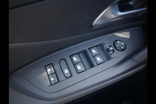 Peugeot 408 1.2 Allure Hybrid 145 360 Camera