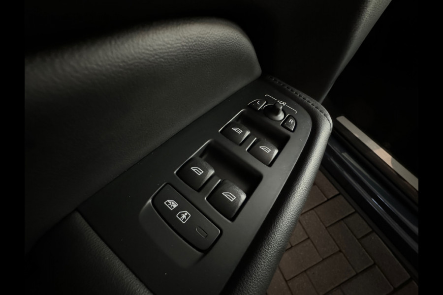 Volvo XC60 2.0 T6 Plug-in hybrid AWD Pano|Memory|Keyless|Camera