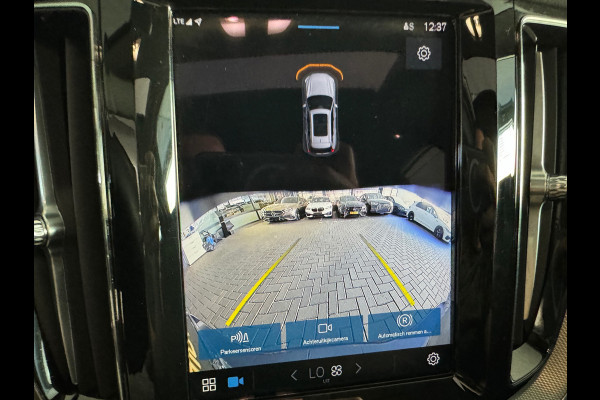 Volvo XC60 2.0 T6 Plug-in hybrid AWD Pano|Memory|Keyless|Camera