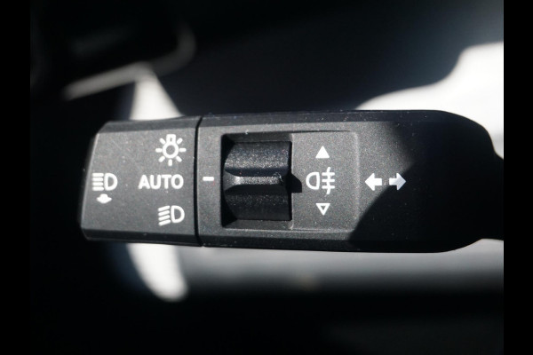 Citroën C3 1.2 Hybrid 110pk Max Climate control