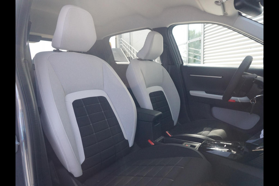 Citroën C3 1.2 Hybrid 110pk Max Climate control